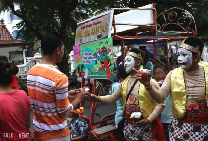 punakawan bagi-bagi bubur di cfd-1__