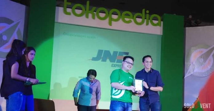 GEE PAMUNGKAS MERIAHKAN ROADSHOW TOKOPEDIA DI SOLO