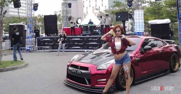 SUKSES MENGADAKAN MEET UP, FOSR AKAN KELILING 5 KOTA-sexy car wash