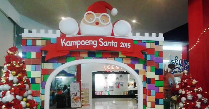 KAMPOENG SANTA 2015 SOLO PARAGON MALL MAKIN MERIAH