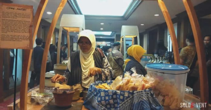 KETIKA KULINER TRADISIONAL DISAJIKAN DI HOTEL BINTANG 4