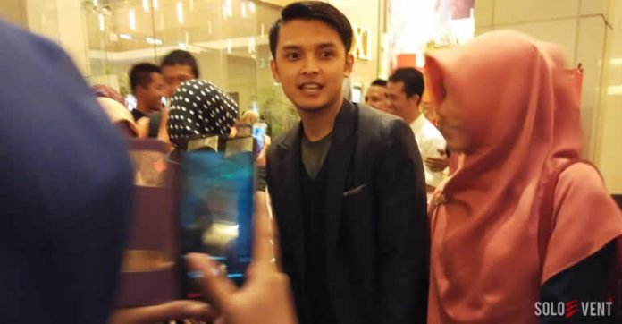 PEMAIN GANTENG TAUSYIAH CINTA UNGKAP GOAL DARI FILM INI SAAT MEET AND GREET