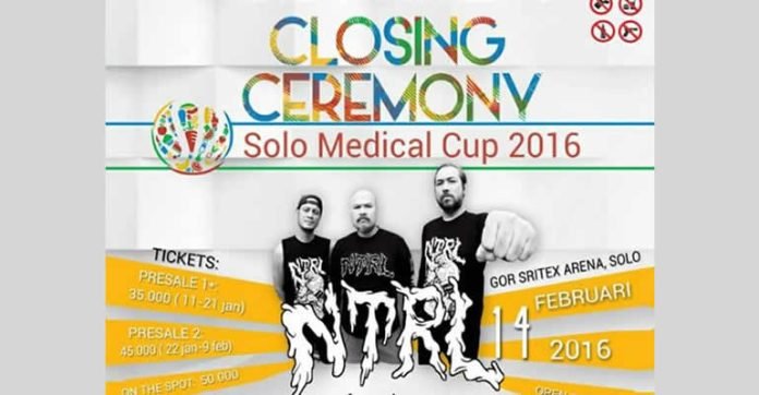 RAYAKAN KEMENANGAN BARENG NTRL DI CLOSING CEREMONY SOLO MEDICAL CUP 2016