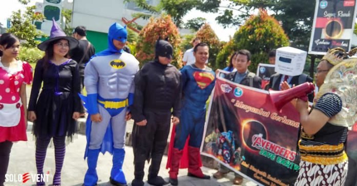 SUPERHERO TURUN KE BUMI SOSIALISASIKAN GERHANA MATAHARI