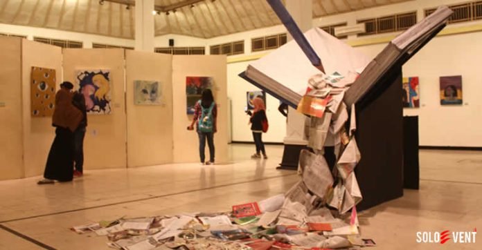 BUKA BUKU, SEBUAH TAPAKAN AWAL MAHASISWA SENI RUPA