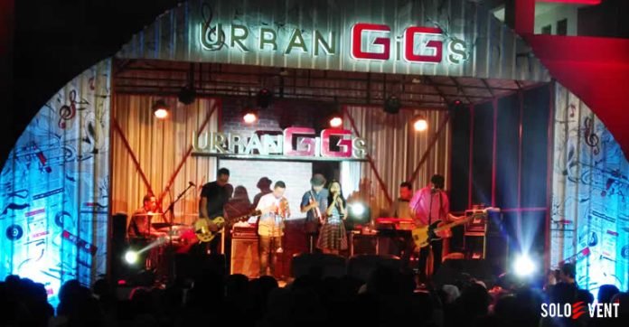 MALAM MINGGU CERIA BERSAMA MOCCA (PART 1)