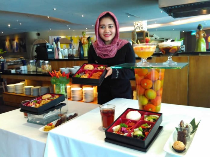 BANJIR PAKET RAMADHAN DI THE SUNAN HOTEL SOLO